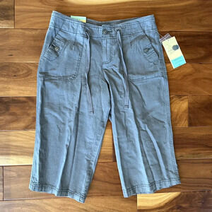 Sonoma Modern Fit Below the Knee Linen Blend Grey Shorts size 6